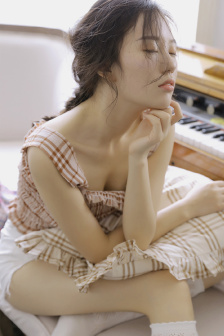 美丽姑娘高清版免费